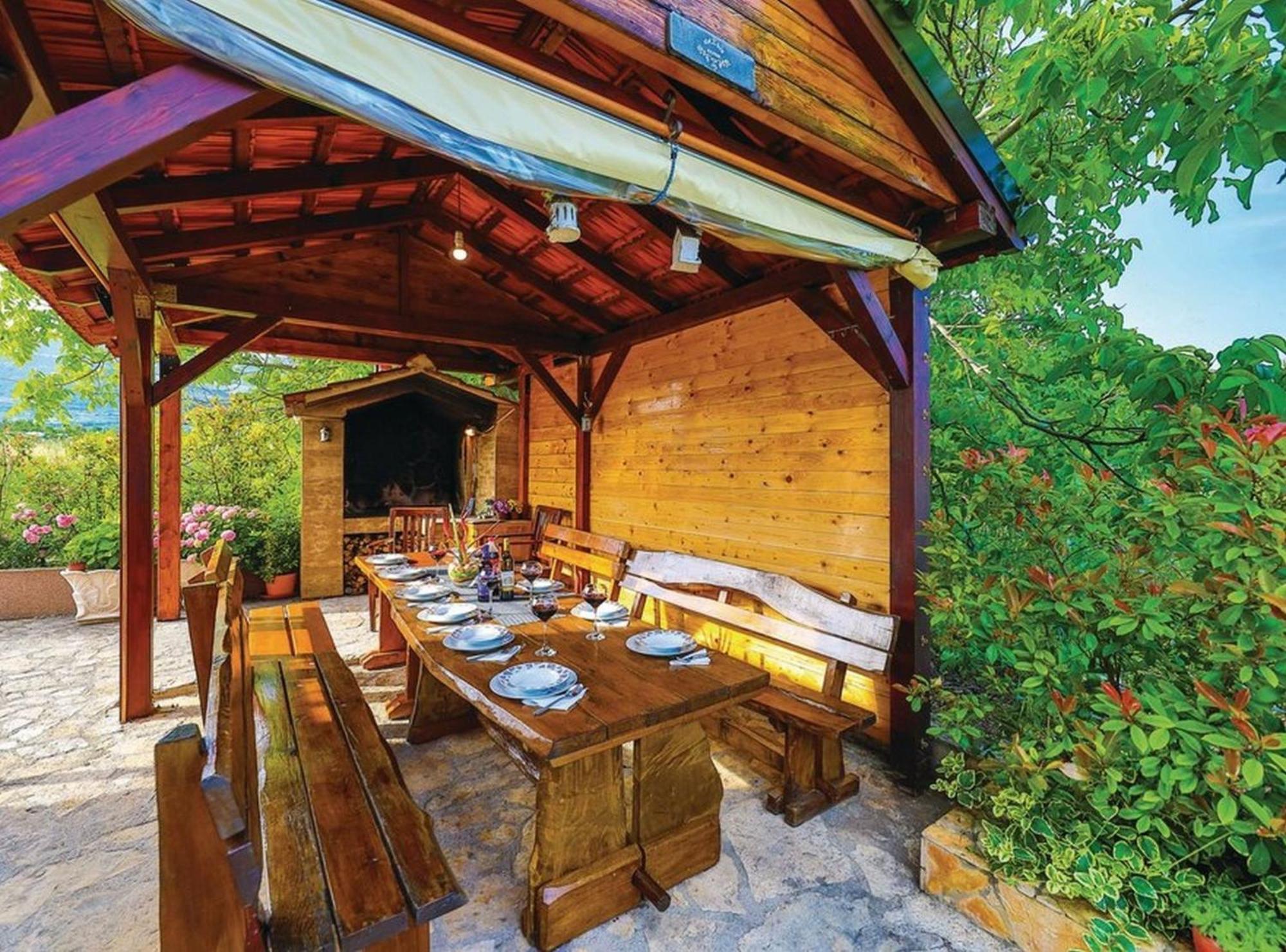 Cozy Nook Apartment Kastel Stari Kaštela 外观 照片